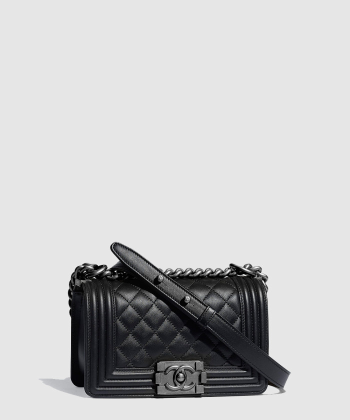 [CHANEL-샤넬]보이백 램스킨 스몰 A67085