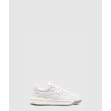 [VALENTINO-발렌티노]원 스터드 로우탑 스니커즈