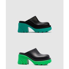[BOTTEGA-보테가베네타]플래시 레더 클로그  668525