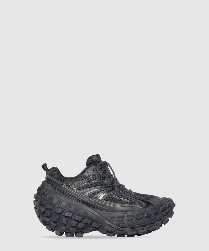 [BALENCIAGA-발렌시아가]디펜더 스니커즈 685613