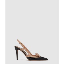 [VALENTINO-발렌티노]락스터드 리본 슬링백 페이턴트 가죽 펌프스