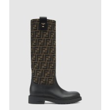 [FENDI-펜디]가죽과 패브릭 부츠 8W8574