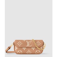 [LOUIS VUITTON-루이비통]월릿 온 체인 아이비 M12758