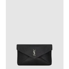[SAINT LAURENT-생로랑]램스킨 소재의 cassandre 라지 envelope 파우치 769307